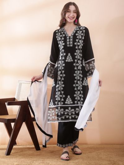 Globus Women Black Scalloped V-Neck Bell Sleeves Floral Embroidered Straight Kurta With Pants & Dupatta Festive Set