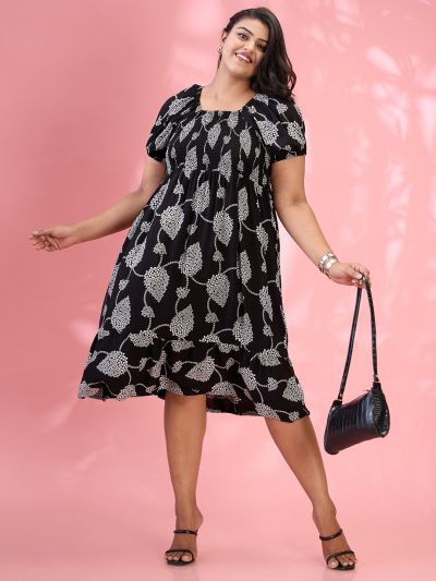 Globus Gloplus Women Black Square Neck Puff Sleeves Floral Print Smocked Tiered Plus Size Fit & Flare Midi Dress