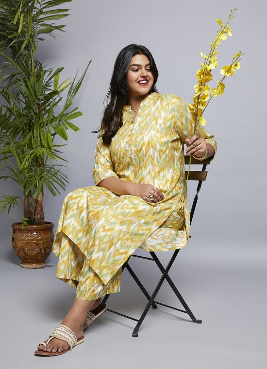 Globus Gloplus Women Yellow Mandarin Neck Chevron Print Zari Detail Straight Plus Size Kurta & Wide Leg Pants Workwear Set