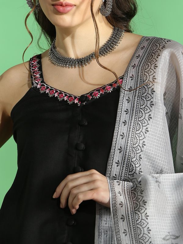 Globus Women Black Embroidered V-Neck Strappy Sleeves Front Slit Kurta With Pant & Floral Printed Dupatta Set