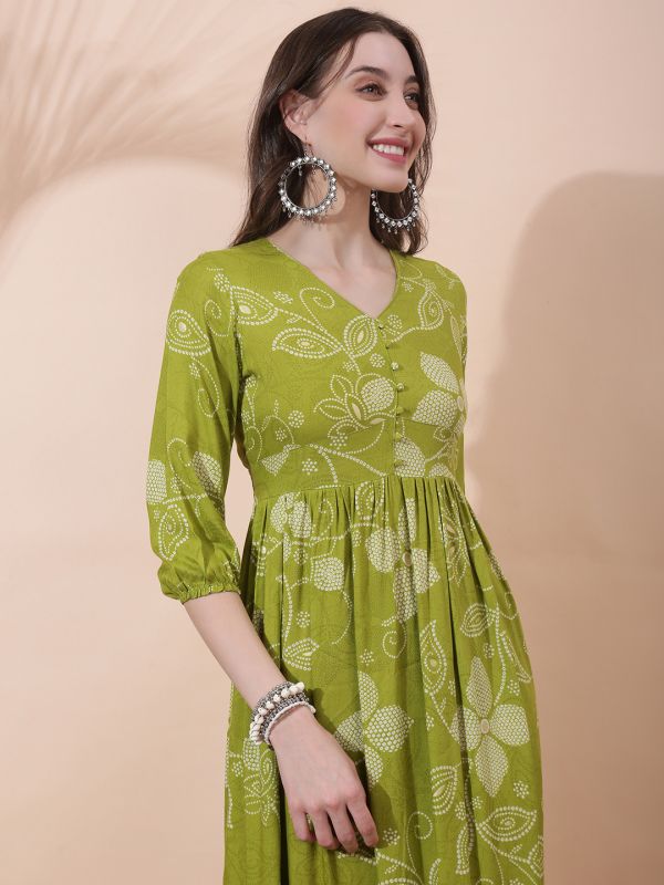 Globus Women Green Floral Printed V-Neck Bishop Sleeves Smocked Fit & Flare Pleated Maxi Fusion Dress