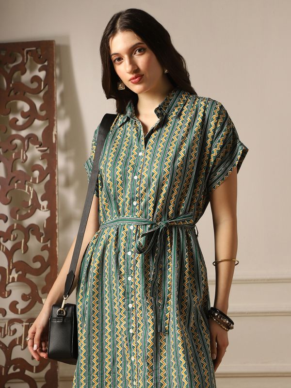 Globus Women Green Ethnic Print Collared Neck Extended Sleeves Belted Shirt Style Midi Dress