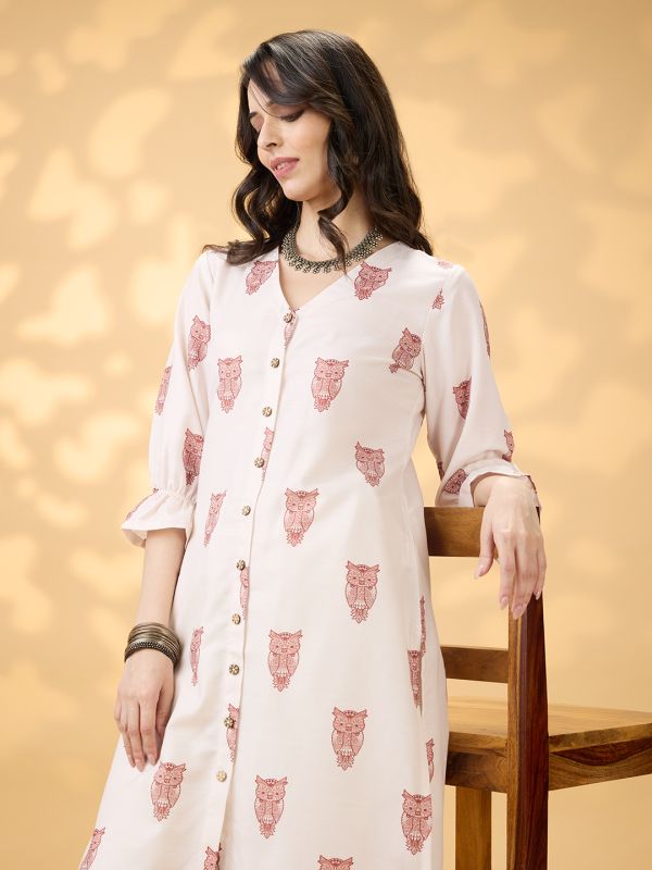 Globus Women Off White V-Neck Animal Print Bishop Sleeves Button Detail Straight Fusion Kurta