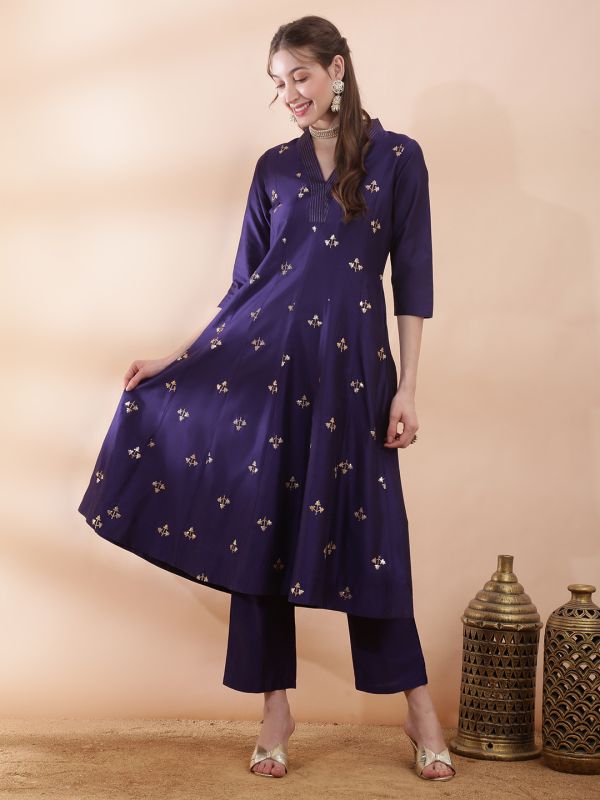 Globus Women Purple V-Neck Sequinned Floral Embroidered Detail Flared Hem Panelled Anarkali Kurta With Pant Festive Set