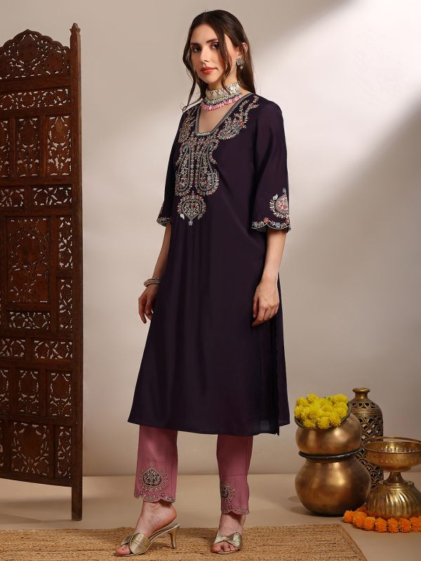 Globus Women Purple Zari Embroidered Yoke V-Neck Scalloped Bell Sleeves Straight Kurta With Pants Festive Set