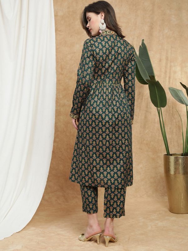 Globus Women Green Allover Floral Print Lace Insert V-Neck Alia Cut Pleated Kurta With Straight Pant Festive Set
