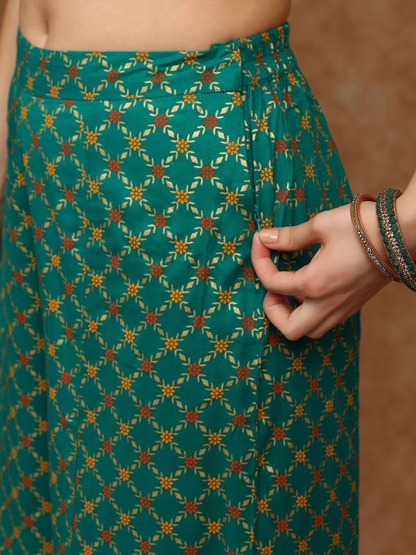 Globus Women Green Coin Detail Tie-Up Shoulder Straps Embroidered Yoke Ethnic Foil Print Front Slit A-Line Kurta & Palazzos Festive Set