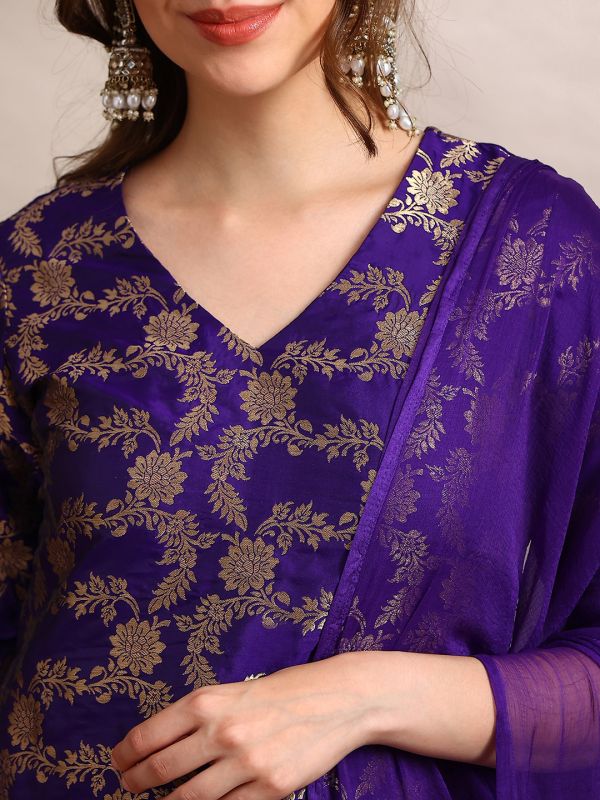 Globus Women Purple V-Neck Short Sleeves Floral Woven Design Straight Kurta With Pants & Taping Dupatta Festive Set