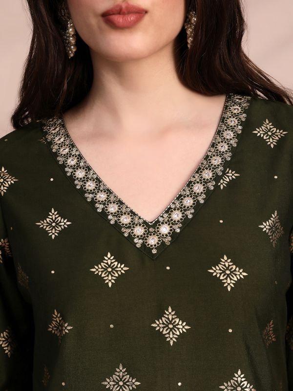 Globus Women Olive Ethnic Motifs Foil Print Bell Sleeves V-Neck Sequinned & Zari Embroidered Detail A-Line Kurta With Pant & Net Dupatta Festive Set