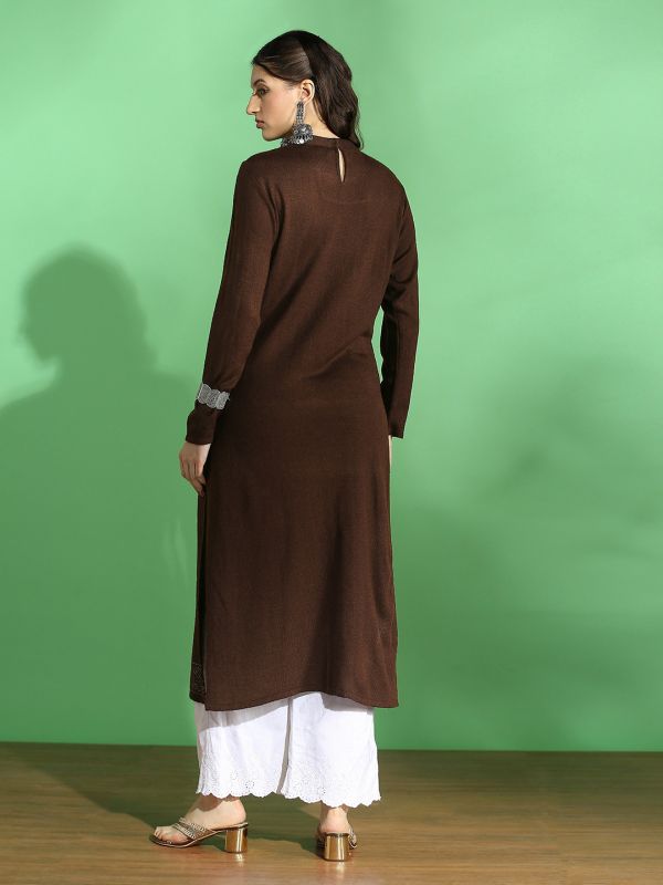 Globus Women Brown Round Neck Full Sleeves Placement Weave Knitted Acrylic Loose Fit Winter Wear Kurta
