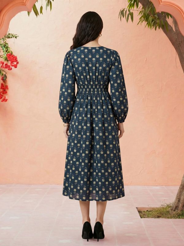 Globus Women Blue Allover Floral Printed V-Neck Bishop Sleeves Fit & Flare Midi Dress