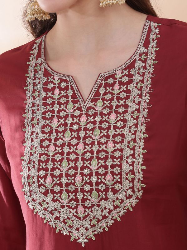 Globus Women Brown Sequinned & Zari Embroidered Yoke Round Neck Scalloped Sleeves Side Slits Festive Kurta