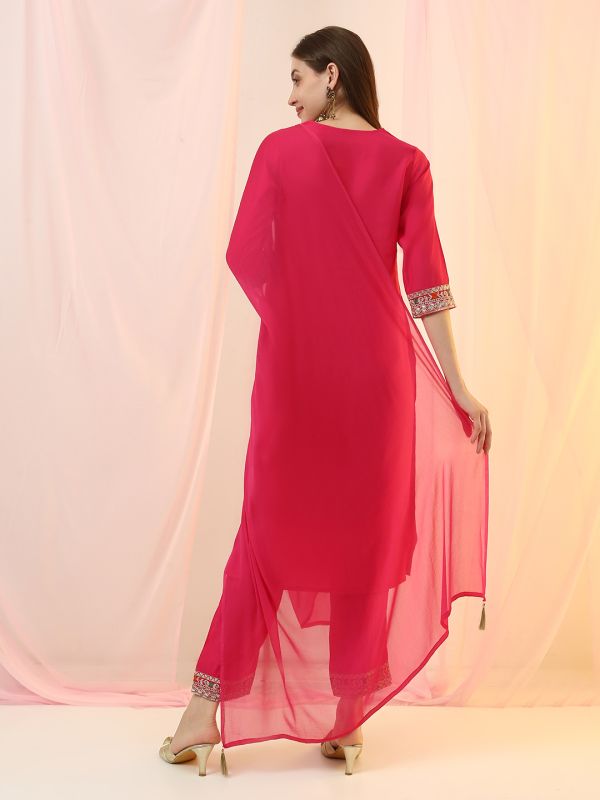 Globus Women Pink Scalloped Floral Embroidered Round Neck Straight Kurta with Pants & Dupatta Festive Set