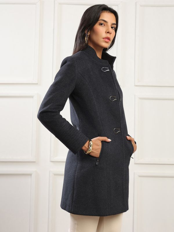 Globus Women Navy Mock Collar Long Sleeves Solid 2 Zipper Pockets Soft Functional Hip Length Winterwear Overcoat