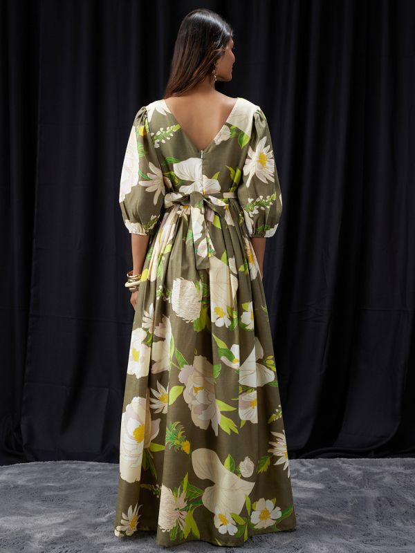 Globus Women Green V-Neck Puff Sleeves Floral Print Pleated Fit & Flare Maxi Dress With Belt
