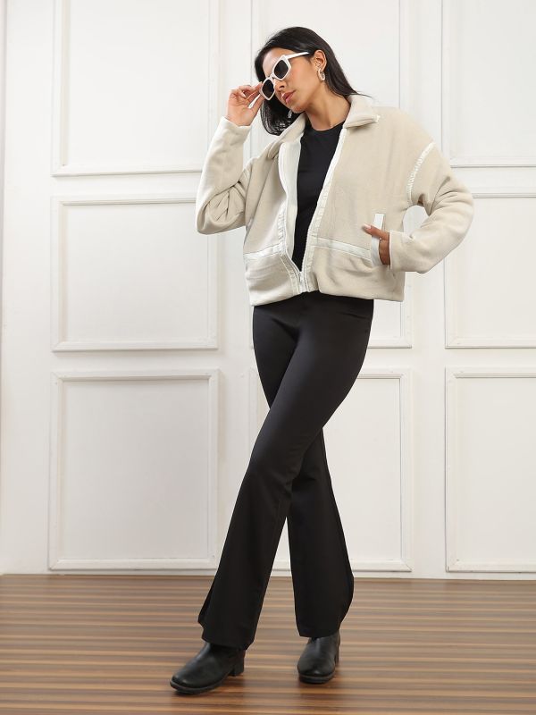 Globus Women Beige Spread Collar Long Drop Shoulder Sleeves Faux Fur Trim 2 Pockets Oversized Winterwear Jacket