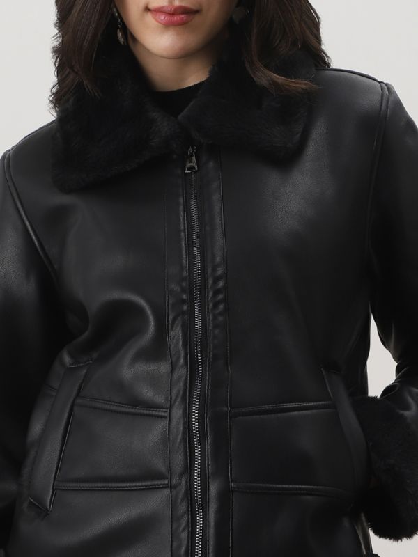 Globus Women Black Spread Collar Front Zip 2 Pockets Faux Fur Detail Winterwear Jacket