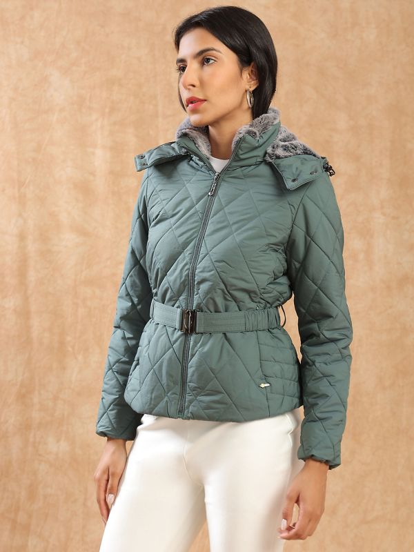 Globus Women Green Mock Neck Front Zip Belted Winter Wear Insulator Puffer Jacket With Detachable Soft Functional Hood