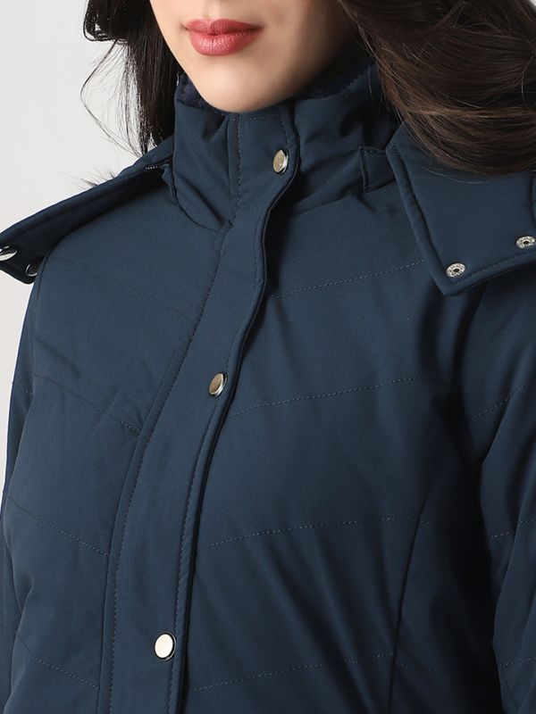 Globus Women Navy Blue Mock Neck Winter Wear Insulator Puffer Jacket With Detachable Faux Fur Hood