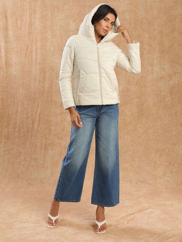 Globus Women Beige Long Sleeves Front Zip 2 Pockets Hooded Winterwear Puffer Jacket
