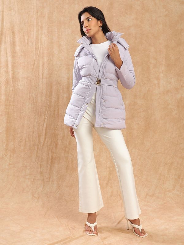 Globus Women Purple Mock Neck Long Sleeves Belted Winter Wear Insulator Puffer Jacket With Detachable Hood