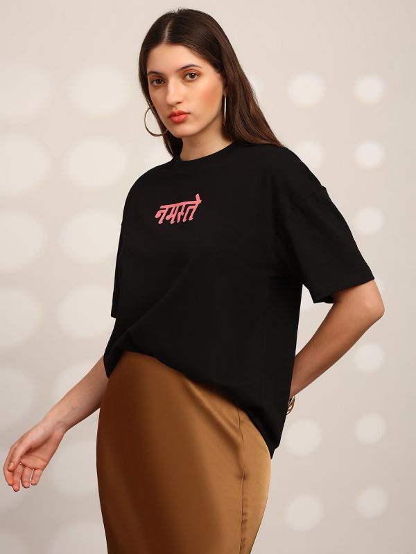 Globus Women Black Graphic Print Round Neck Drop Shoulder Sleeves Oversized T-Shirt