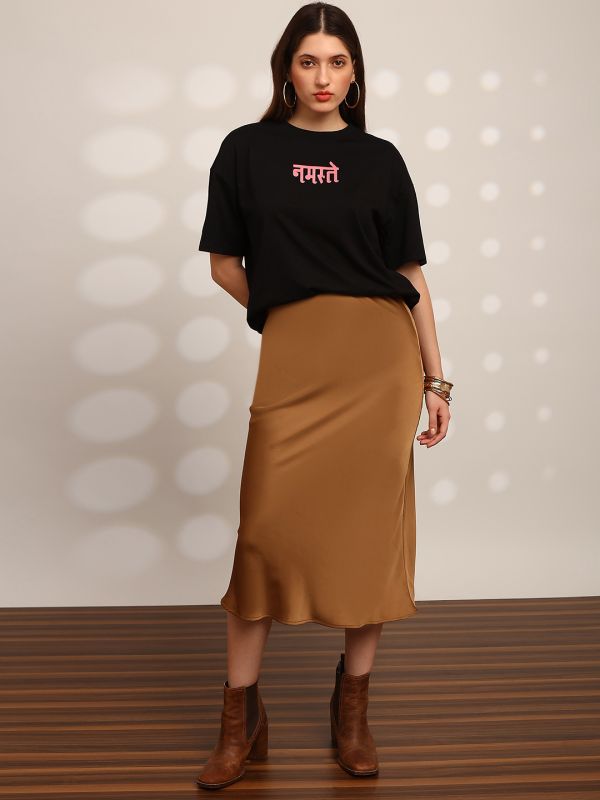 Globus Women Black Graphic Print Round Neck Drop Shoulder Sleeves Oversized T-Shirt