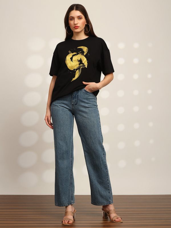 Globus Women Black Graphic Print Round Neck Drop Shoulder Sleeves Oversized T-Shirt
