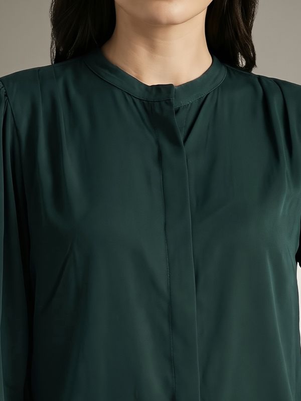 Globus Women Green Mandarin Collar Elasticated Embroidered Sleeve Relaxed Fit Straight Hem Shirt 