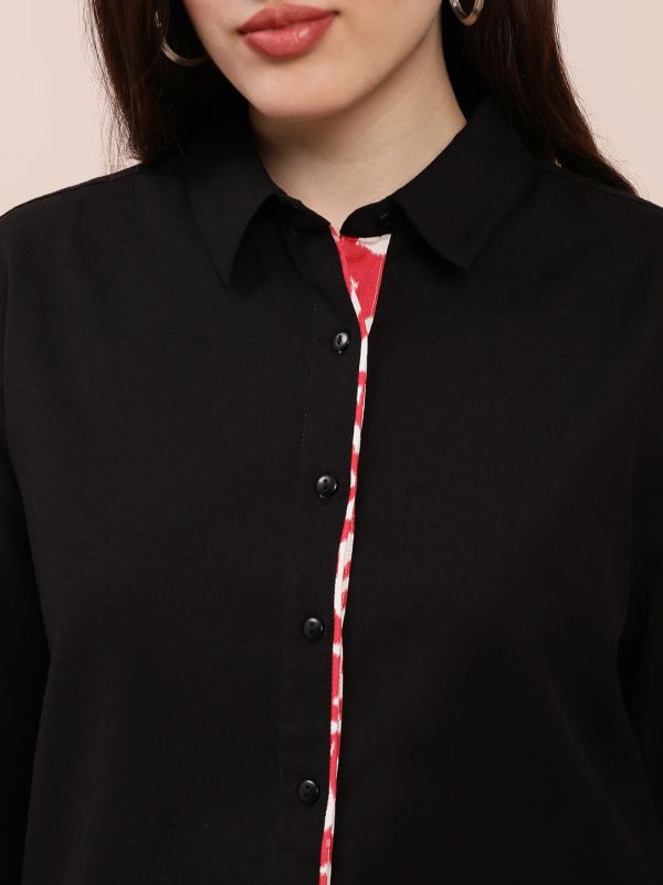 Globus Women Black Collared Neck Printed Placket & Cuffed Sleeves Curved Hem Oversized Shirt