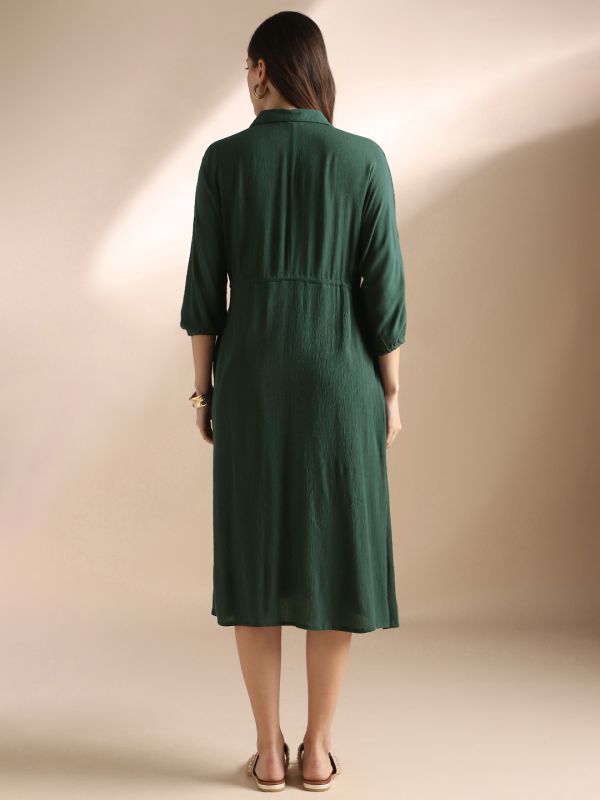 Globus Women Green Self Design Collared Neck Waist Tie-Ups Shirt Style Fit & Flare Midi Workwear Dress