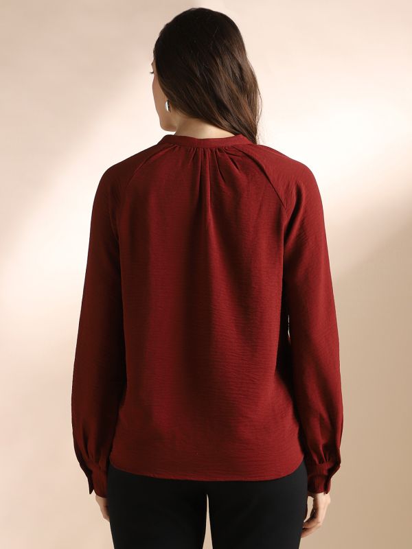 Globus Women Maroon Mandarin Neck Raglan Cuffed Sleeves Self Design Gathered Detail Workwear Top