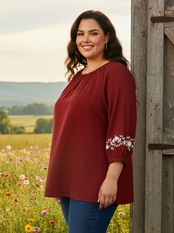Globus Gloplus Women Maroon Keyhole Detail Round Neck Floral Embroidered Raglan Sleeves Plus Size Top
