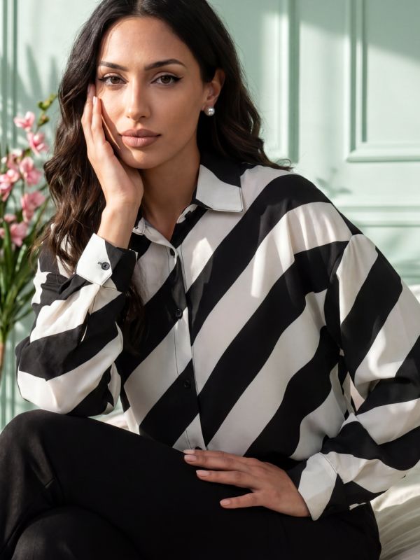 Globus Women Black Candy Striped Collared Neck Cuffed Sleeves Curved Hem Shirt 