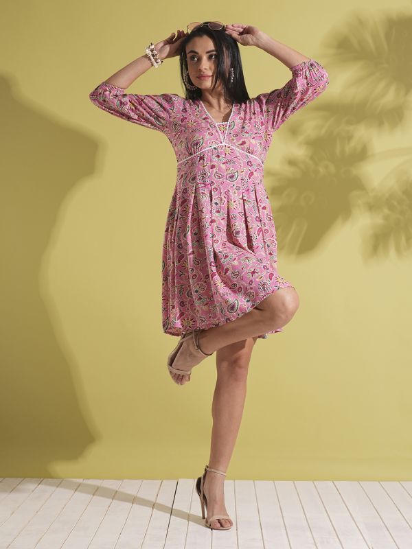 Globus Women Pink V-Neck Puff Sleeves Paisley Print Lace Insert Pleated A-Line Fusion Dress