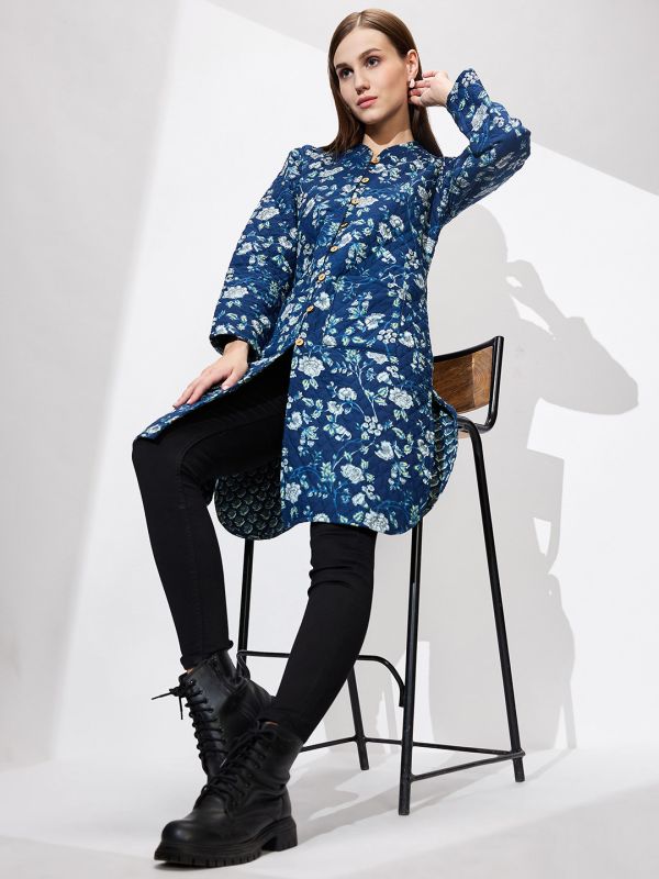 Globus Women Blue Mandarin Collar Long Sleeves Floral Print Quilted Knee Length Curved Hem Reversible Winter Shrug