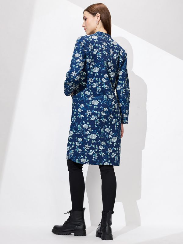 Globus Women Blue Mandarin Collar Long Sleeves Floral Print Quilted Knee Length Curved Hem Reversible Winter Shrug