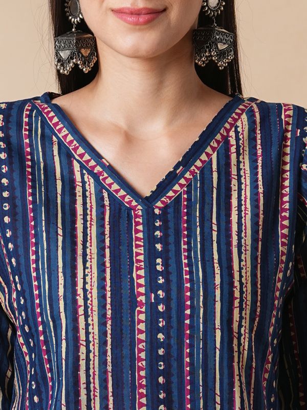 Globus Women Blue V-Neck Allover Geometric Stripe Printed Straight Kurta With Palazzos Workwear Set