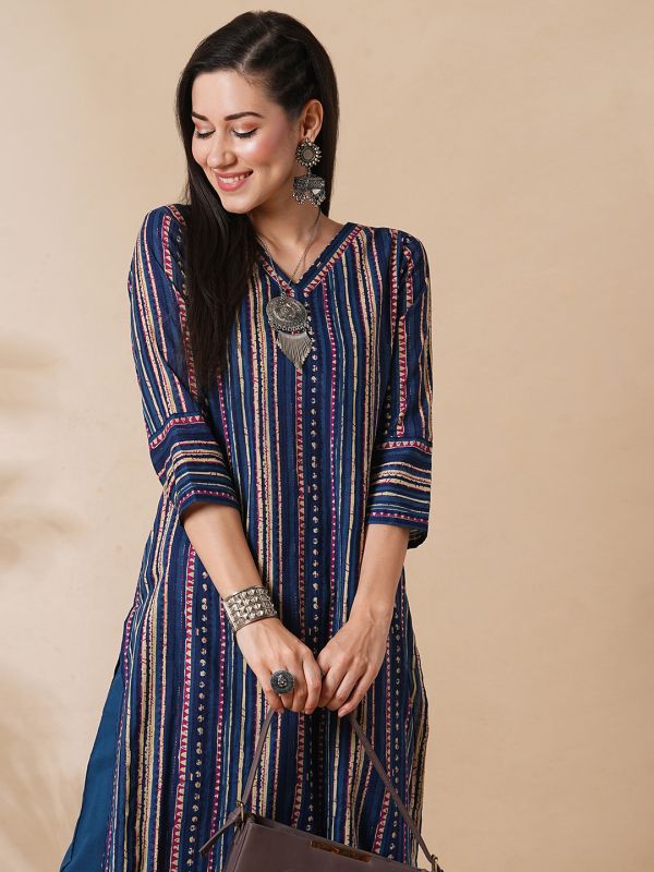 Globus Women Blue V-Neck Allover Geometric Stripe Printed Straight Kurta With Palazzos Workwear Set