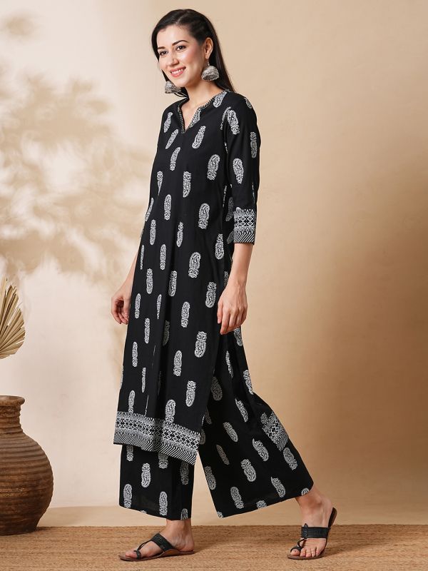 Globus Women Black Allover Paisley Printed Straight Kurta With Palazzos Workwear Set