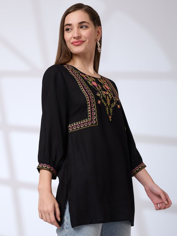 Globus Women Black Floral Embroidered Yoke Fusion Tunic