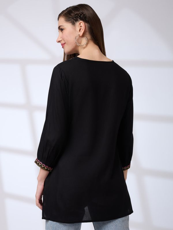 Globus Women Black Floral Embroidered Yoke Fusion Tunic
