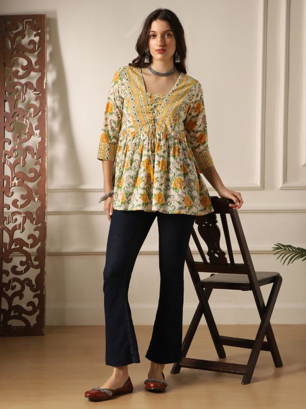 Globus Women Yellow V-Neck Floral Print Tie-Up Tassel Detail Gathered Tunic