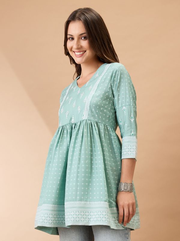 Globus Women Green Ethnic Print V-Neck Sequinned Detail Gathered Tunic 