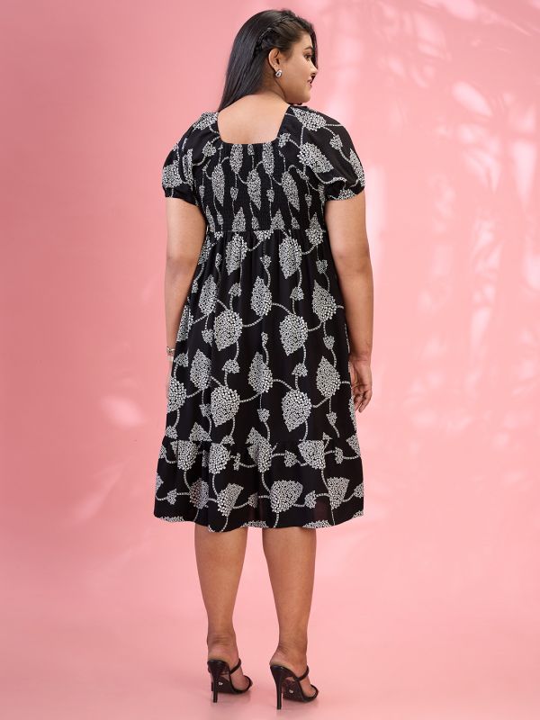 Globus Gloplus Women Black Square Neck Puff Sleeves Floral Print Smocked Tiered Plus Size Fit & Flare Midi Dress