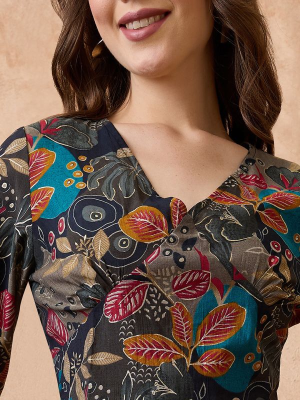 Globus Women Black V-Neck Floral Print Crop Top with Wide Leg Pants Fusion Co-Ord Set