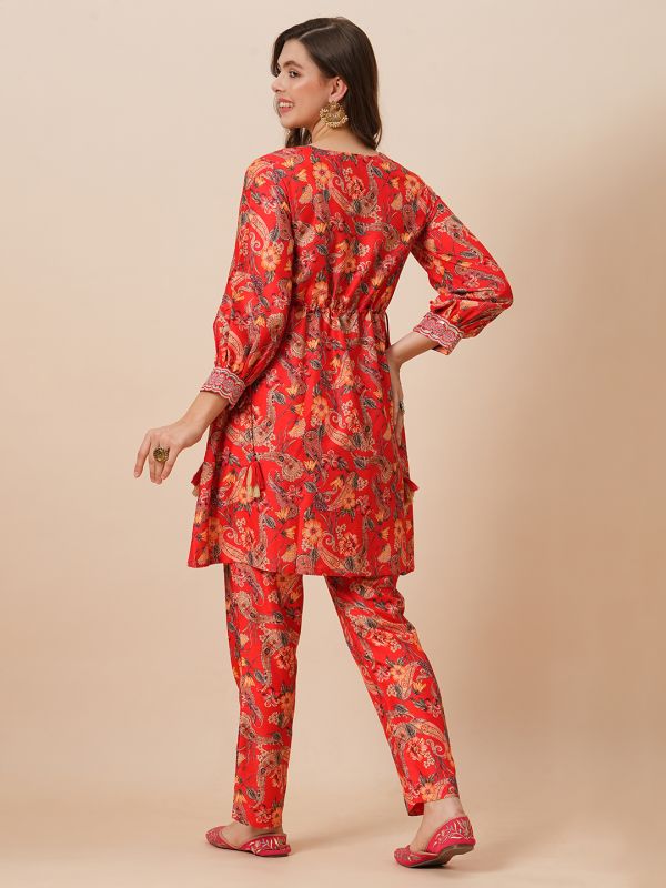Globus Women Red Round Neck Floral Print Drawstring Detail Tunic With Fully Elasticated Mid-Rise Narrow Pants Fusion Co-Ord Set