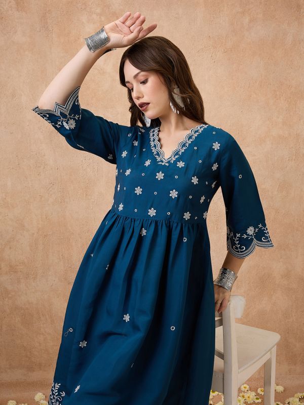 Globus Women Navy Blue Floral Embroidered Work V-Neck Scalloped Hem A-Line Kurta With Pant Festive Set