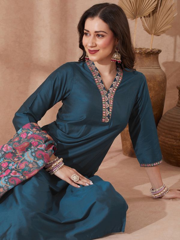 Globus Women Teal Embroidered V-Neck Straight Kurta With Trouser & Paisley Printed Sequin Lace Dupatta Festive Set