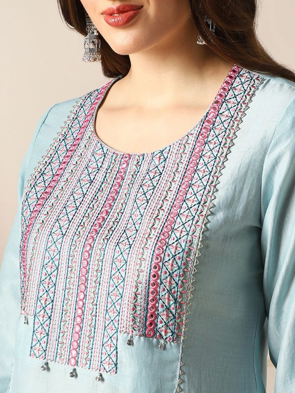 Globus Women Round Neck Embroidered Yoke Straight Kurta With Pant & Dupatta Festive Set